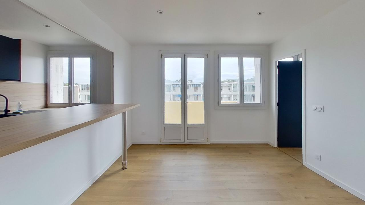 Vente Appartement 38m² 2 Pièces à Aubagne (13400) - Agence Immobiliere Bresson